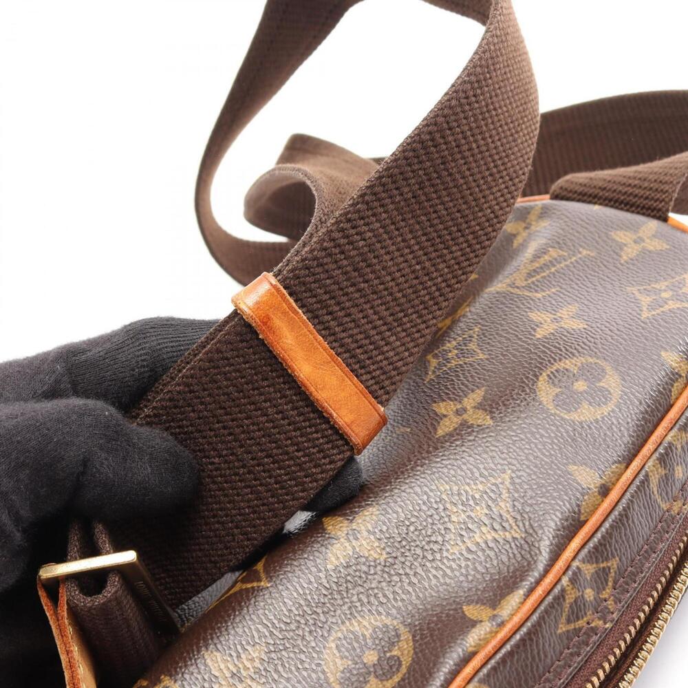 Louis Vuitton Pochette Gange Monogram Waist Bag, Body Handbag, Coated Canvas,... - Picture 14 of 16